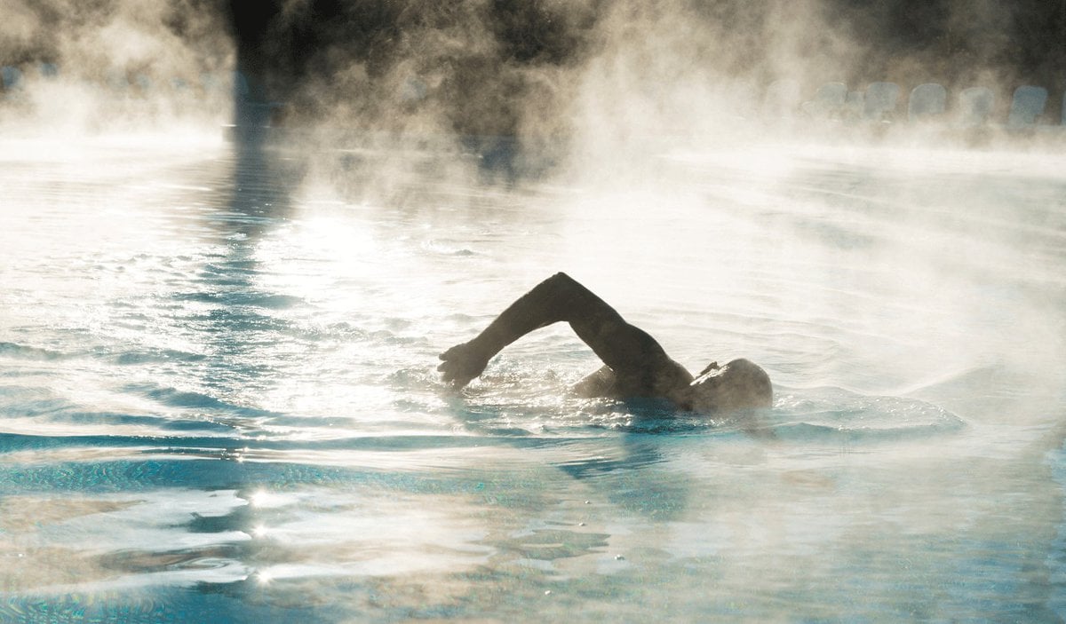 Blog 2 hot swimming pool